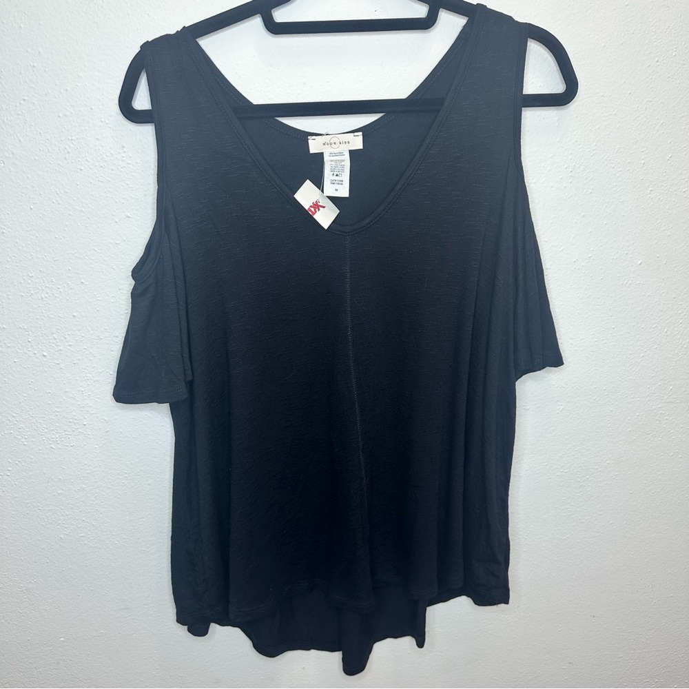 NWT Moon Kiss Cold Shoulder Black Blouse Size Medium